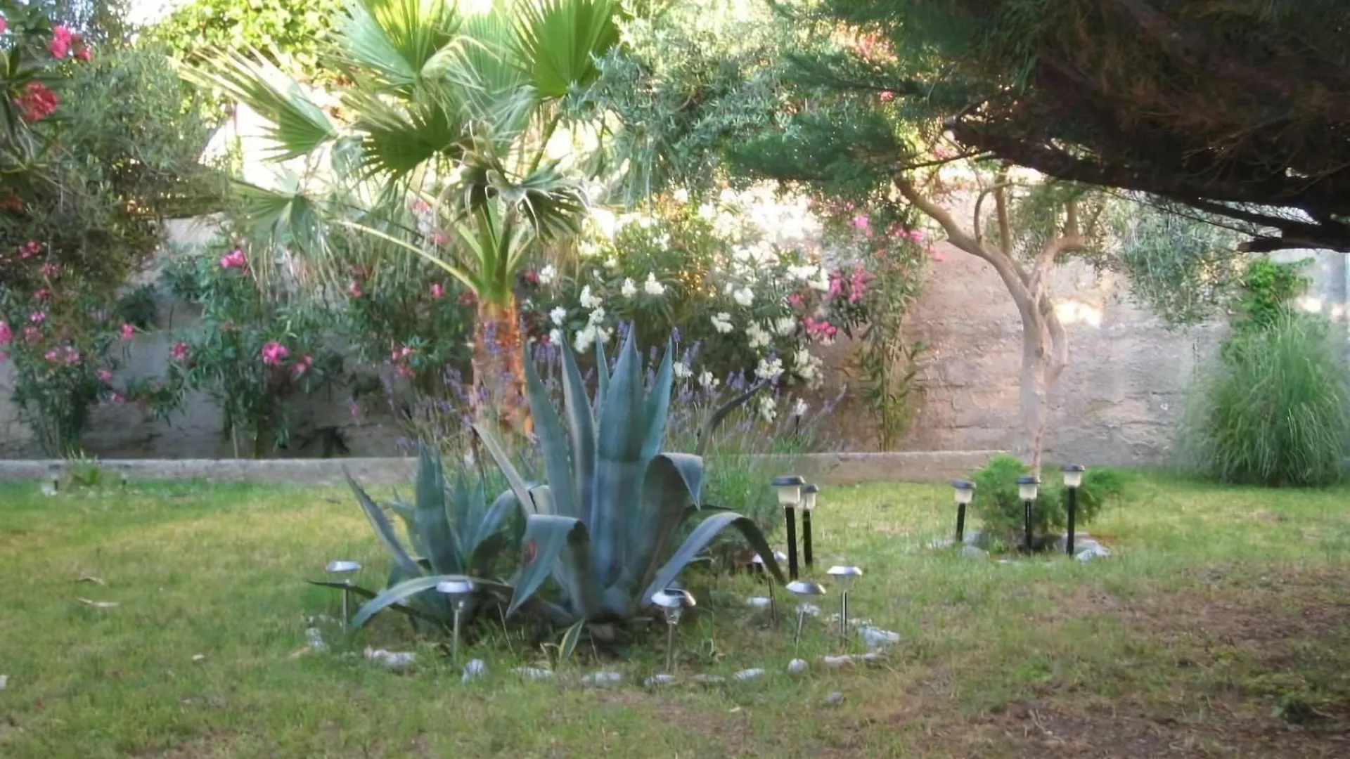 Grosse Ferienwohnung In Pag Mit Privater Terrasse Pag Town Croatia