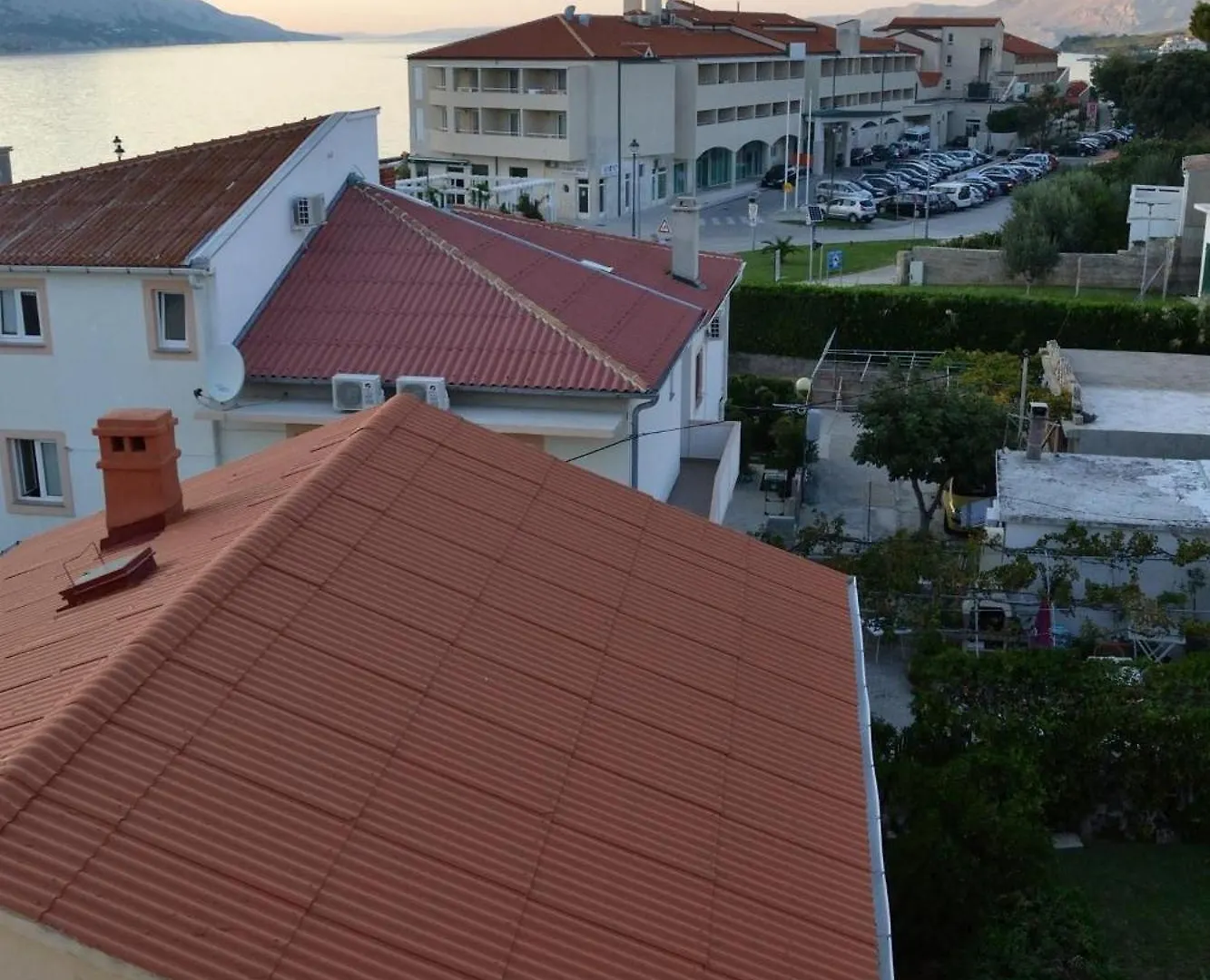 Grosse Ferienwohnung In Pag Mit Privater Terrasse Pag Town Apartment